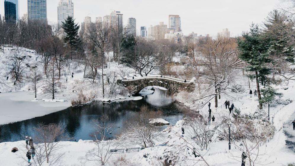 Fotky: V New Yorku napadlo tolik sněhu jako loni při všech sněhových bouřích